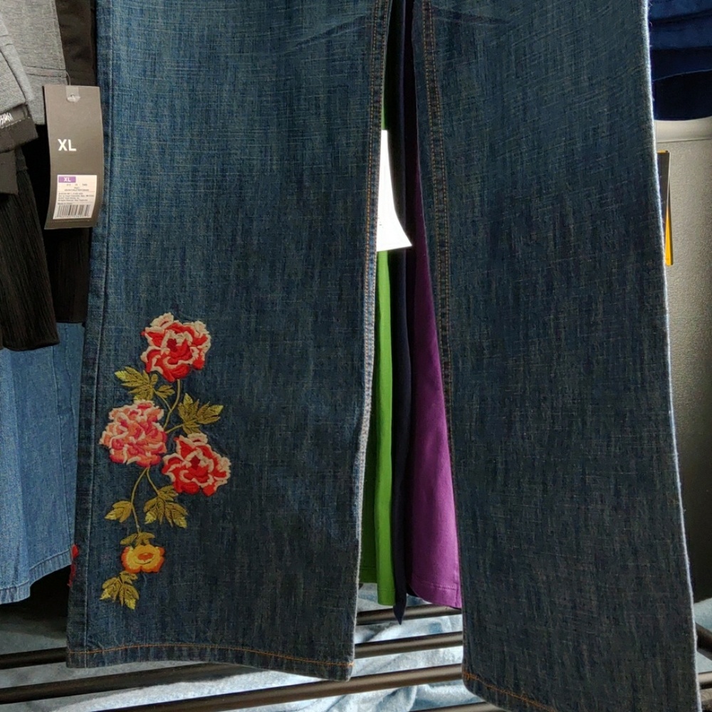 Embroidered Folkloric Jeans